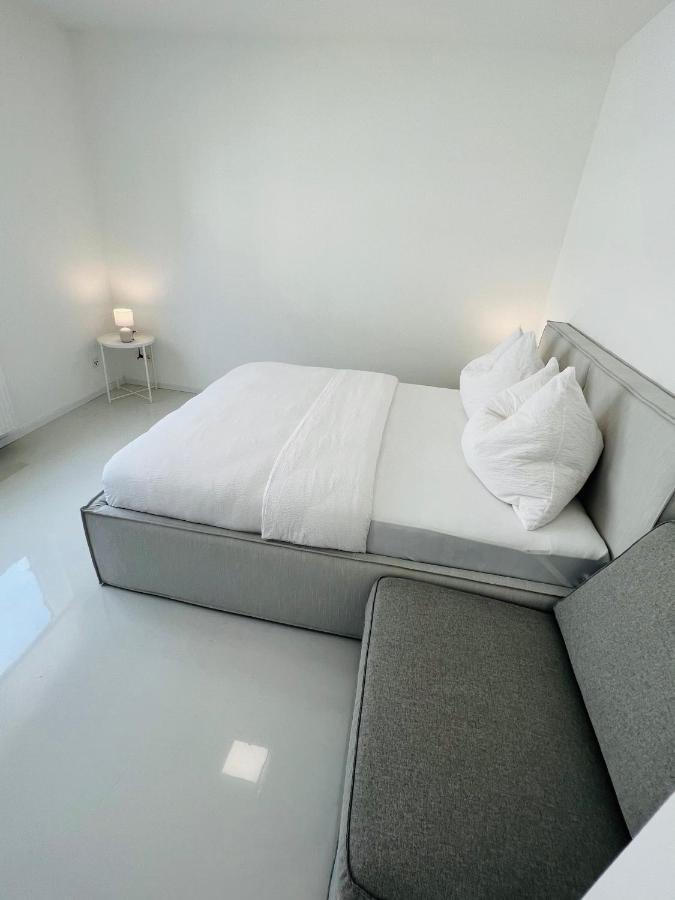 Apartment White House